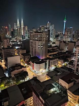 KLCC View Charming Chill Homestay Chambers 222 R - image 6