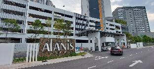 KLIA Alanis Residence Luxury Condo Free Park wi-fi - main image