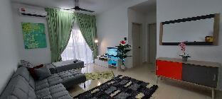 KLIA Alanis Residence Luxury Condo Free Park wi-fi - image 2