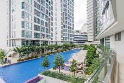 Breathtaking Rooftop Pool4 MRT - image 10