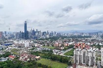 Breathtaking 3BR Apartment w/ KLCC & KL City View - image 15