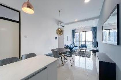 Breathtaking 3BR Apartment w/ KLCC & KL City View - image 19