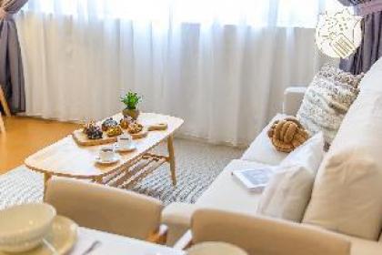 Minimalist Zen Retreat 4P Comfort Stay by Verano - image 8