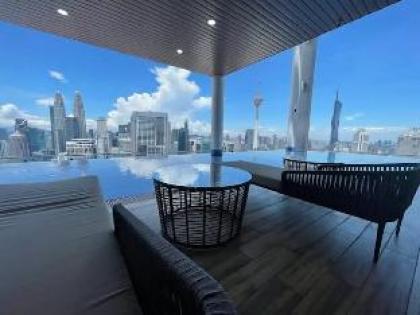 The Luxe Infinity pool KLCC 2rooms X1 