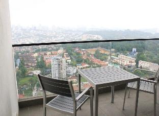 A Comfy & Cozy High-Floor Loft at EST Brickfields - image 2