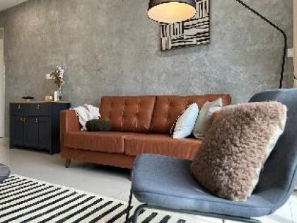 Industrial Stylish Apartment -6pax 2B2B C17-3A - image 20