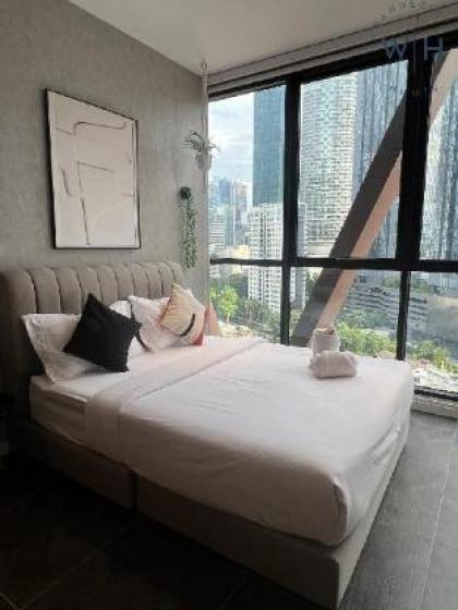 Scarlet Suite KLCC 5 Star Cozy Studio Travel Stay - image 5