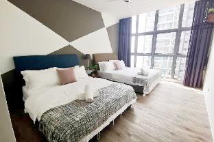 10pax 3rooms w/balcony - BIG Homestay at Cyberjaya - image 3