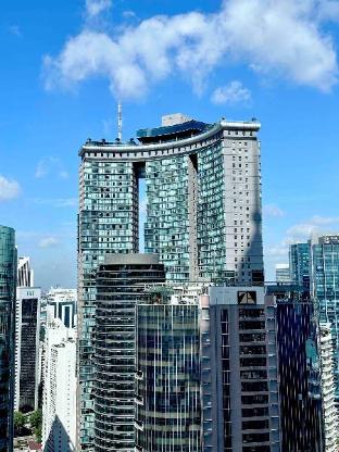 KLCC Skysuites w RARE Private Balcony and Terrace - main image