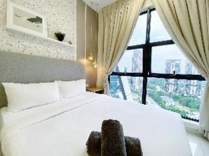 Modern Stlye 2BR Suite@Arte Mont Kiara @near Mitec - image 13