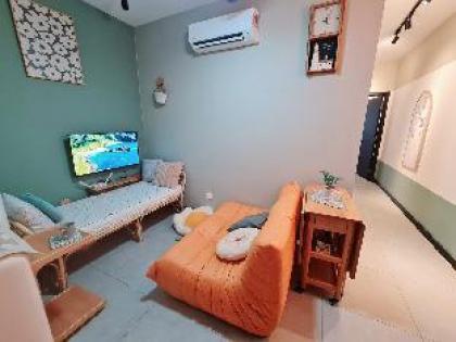 Cozy Modern Tiny Home 2R1B 10 mins to KLCC - image 5