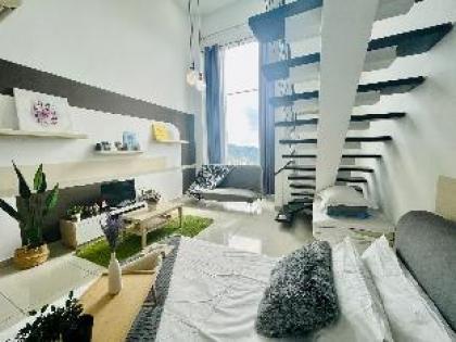 Love&Comfortable 5pax B loft style near Mid valley - image 7