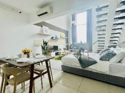 Love&Comfortable 5pax B loft style near Mid valley - image 9