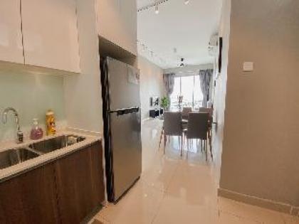 Lavile Sunway velocity 2bedroom 6pax apartment - image 3