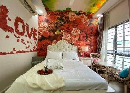 Setiawalk Unique Imperial-Style Puchong 16pax - image 10