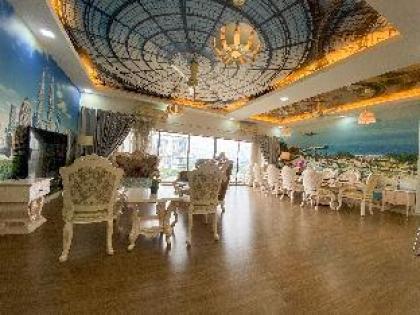 Setiawalk Unique Imperial-Style Puchong 16pax - image 9