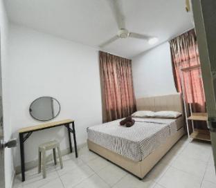 Cozy 4BR/7Pax Near MMU/TamarindSquare Cyberjaya - image 2