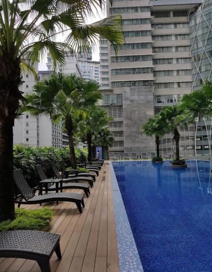 SOHO Suites KLCC By Blessed Home - image 10