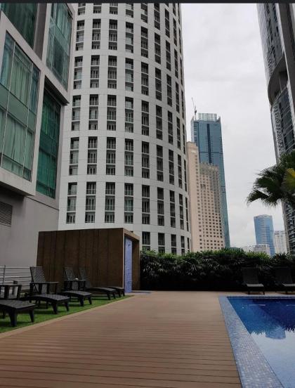 SOHO Suites KLCC By Blessed Home - image 9