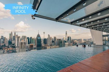 Superb Infinity Pool at Regalia Kuala Lumpur - image 11