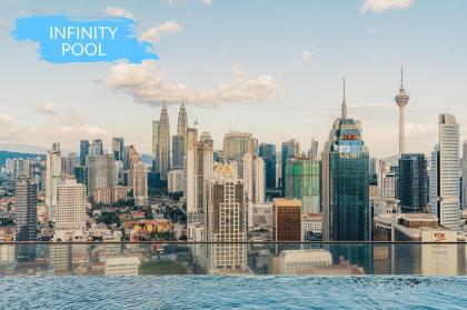 Superb Infinity Pool at Regalia Kuala Lumpur - image 24