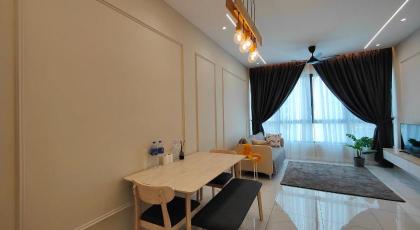 Cubic Botanical Suites Bangsar South by HomeBrickz - image 25