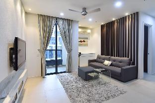 A Comfy 1BR Apt Arcoris Mont Kiara KL - image 4