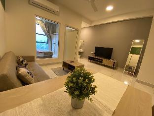 Enticing 1BR Suite@ Arte Mont Kiara - image 2