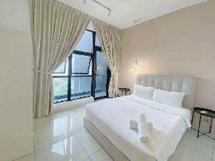 One Bedroom Suite @Arte Mont Kiara@Free Parking - image 6