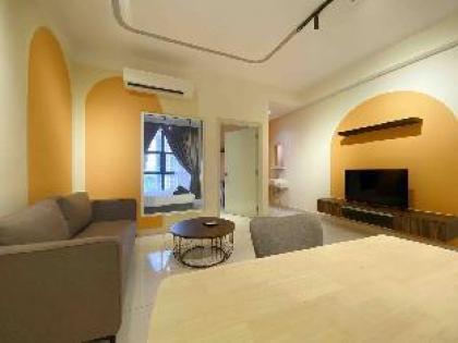 Beautiful And Aesthetic 1BR Suite@Arte MontKiara - image 2