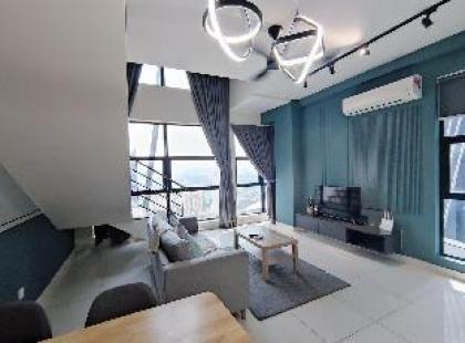 Organized and Modern 2BR Duplex @ Arte Mont Kiara - image 2