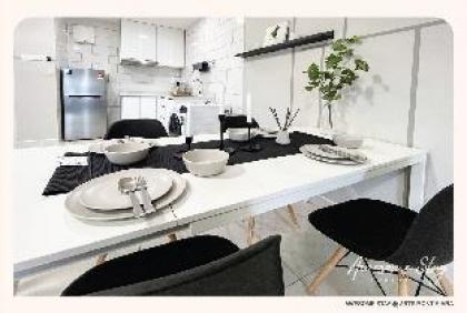 Aesthetic 2BR Duplex @ Arte Mont Kiara@MITEC - image 5