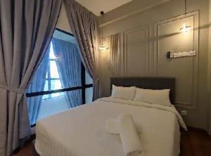 Duplex Unit 2BR High-Class & Cozy @Arte Mont Kiara - image 2