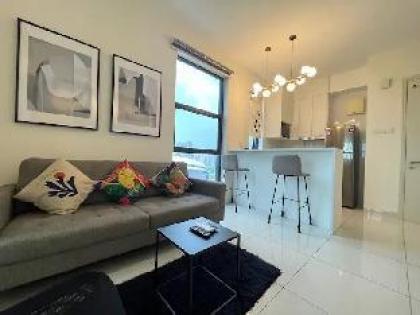 Satisfying 1Bedroom@Arte Mont Kiara - image 1