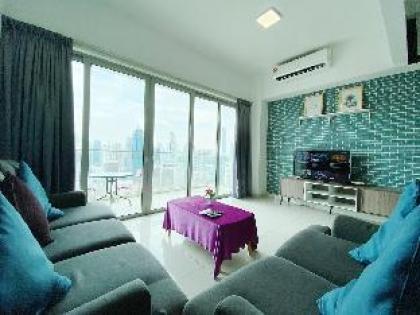 High Floor 2BR KLCC View With Balcony @ Regalia