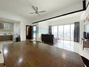 High Floor 2BR KLCC View With Balcony @ Regalia - image 5