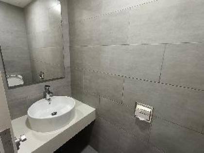 IDEAL 1BR Suite @ Arte Mont Kiara - image 3