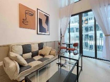 Astounding 1BR Loft@KlccViewpool @Colony Infinitum - image 4