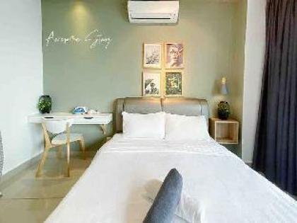 Cozy and Homelike Studio@ Arte Plus Ampang - image 9