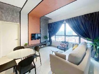 Fancy 2 bedrooms @Arte Plus Ampang - image 4