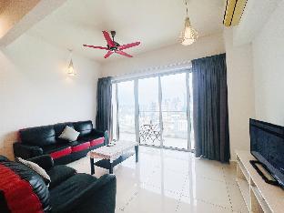 Dazzling 03 bed Room With KLCC View @RegaliaSuites - image 2