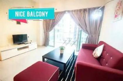 Luxury 2BR with Balcony @ Regalia/KLCC View Pool - image 6