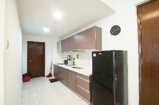 One BR Balcony/KLCC VIEW Pool/5mins walk to PWTC - image 4