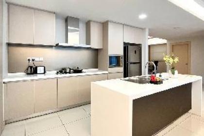 A Comfy 3BR Apt at Bukit Bintang Free Parking - image 3