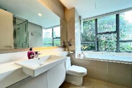 A Comfy 3BR Apt at Bukit Bintang Free Parking - image 6