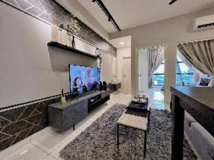 Cozy 1BR Suites @ Arte Mont Kiara near Publika - image 5