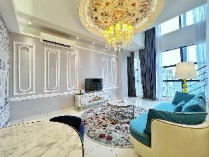 Artistic 2BR Duplex Suite w/ KLCC View - image 7