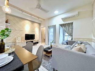 Lovely 1BR Suite @ Arte Mont Kiara w/ KLCC View - image 7