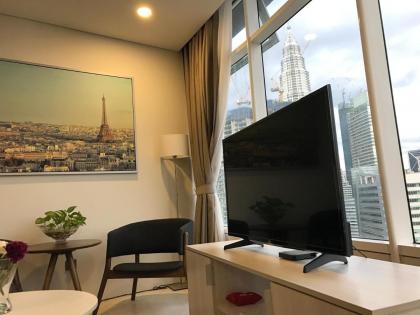 VORTEX SUITES KLCC by PNUT With NETFLIX - image 20