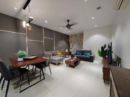 Arcoris Soho 1 bedroom @ Kiara 163 (6) - image 12